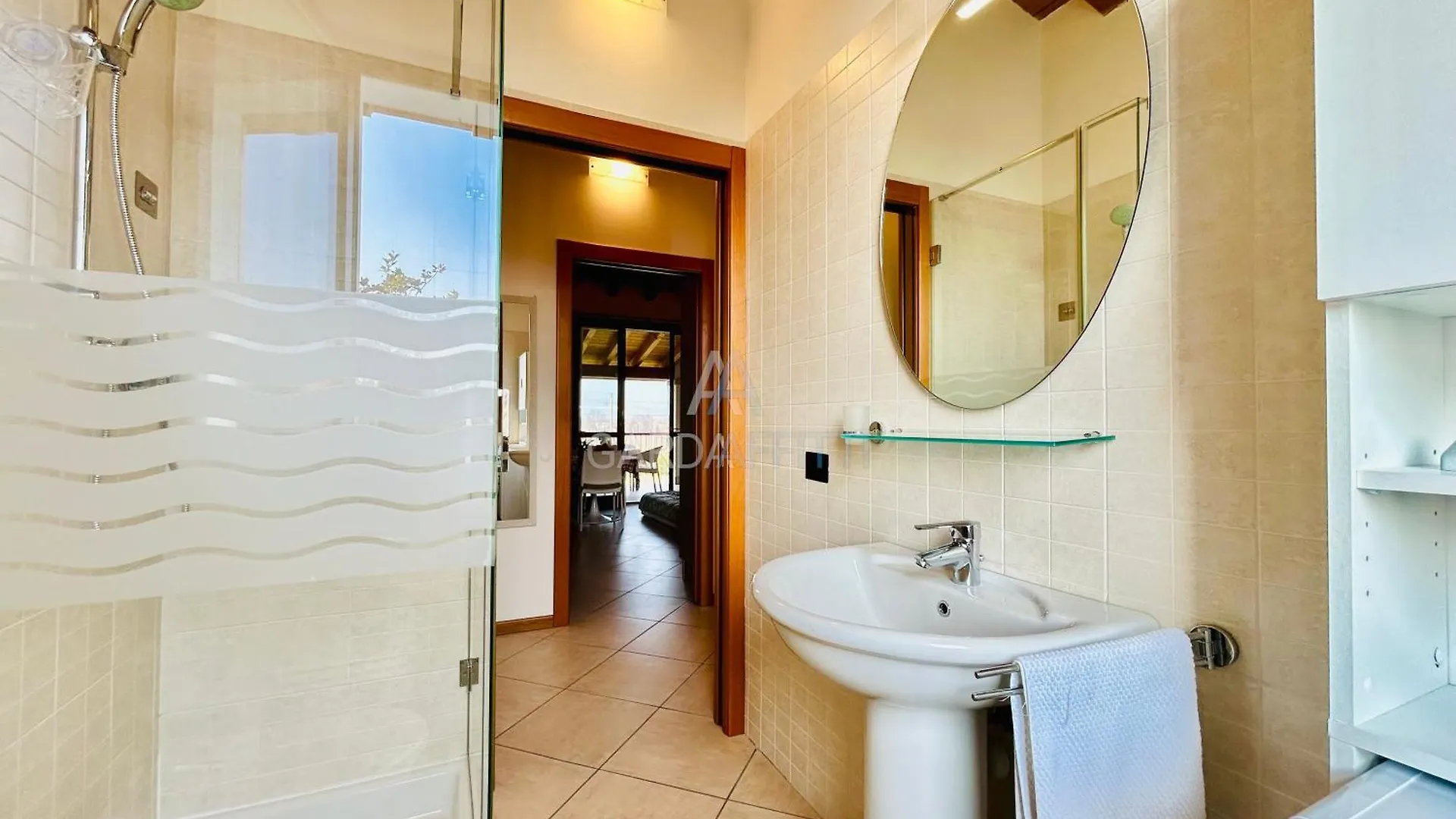 Appartement Nido Di Rondine Apt - Bilocale Moderno Con Piscina à Sirmione 0*,  Italie