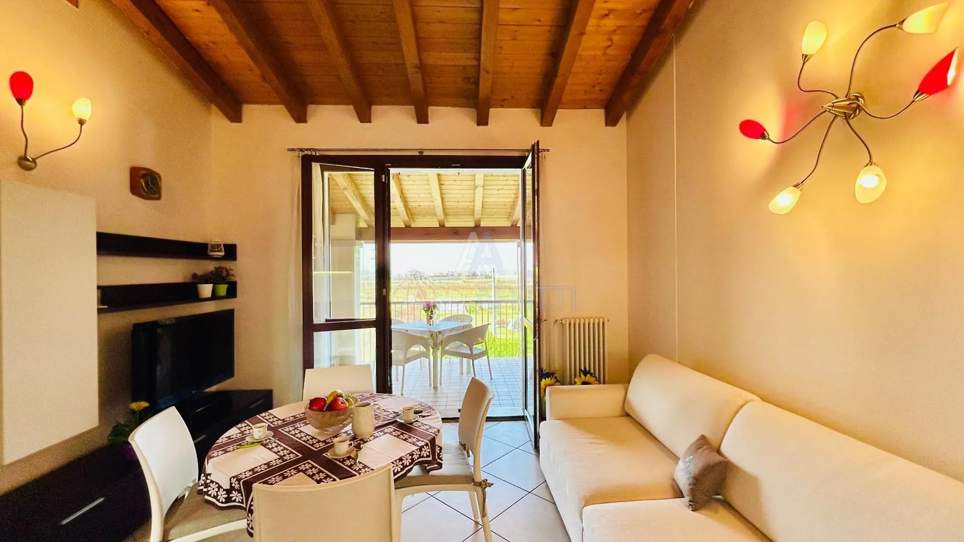 דירות סירמיונה Nido Di Rondine Apt - Bilocale Moderno Con Piscina